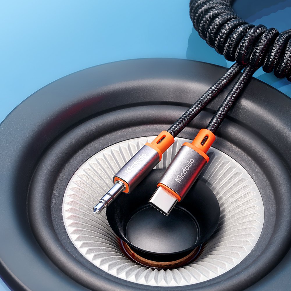 Кабель MCDODO CA-0900 Coil С to AUX 3.5