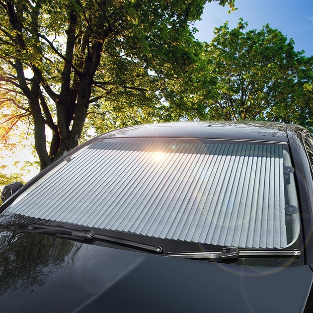 Солнцезащитная шторка на лобовое стекло с роликовым механизмом Vehicle Shade 1,2м*0,65 м
