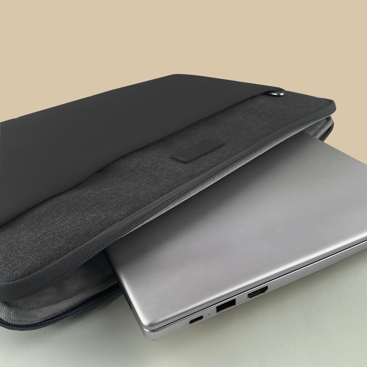 WIWU Сумка-чехол Minimalist Laptop Sleeve для ноутбука 14''