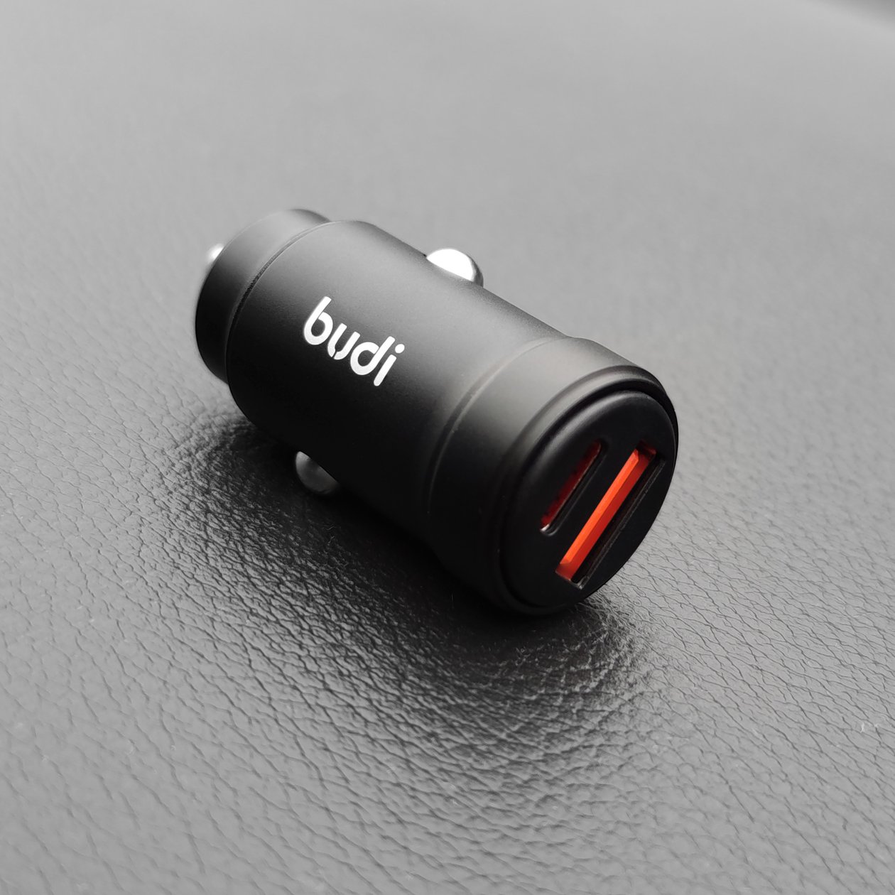 CC602B - Budi Mini Car Charger 30W PD+QC3.0