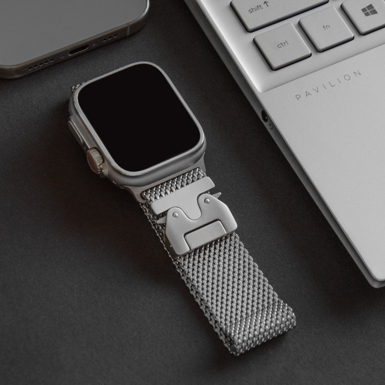 Ремешок Apple Watch Titanium Milanese Loop 42/44/45/49