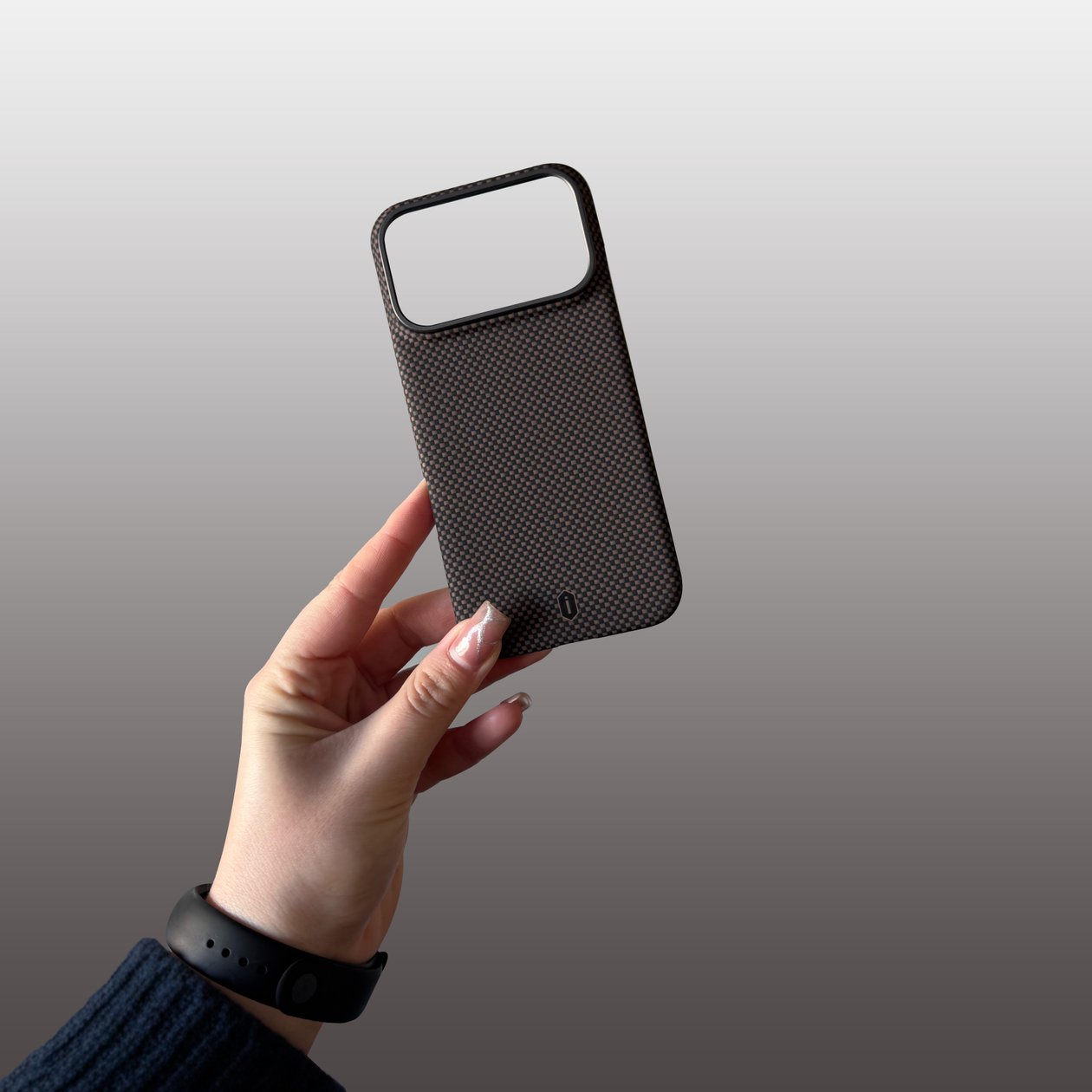 WIWU Чехол DCC-208 Aramid Armor for iPhone 16 Pro