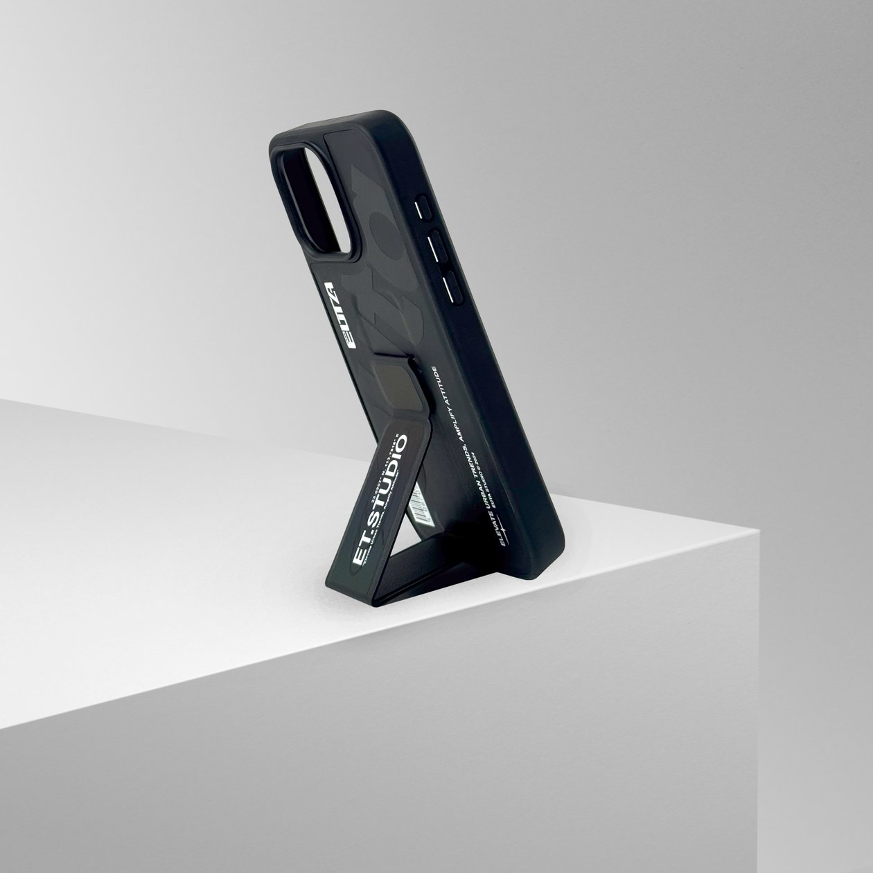 EUTA Elevate case iPhone 16 Pro