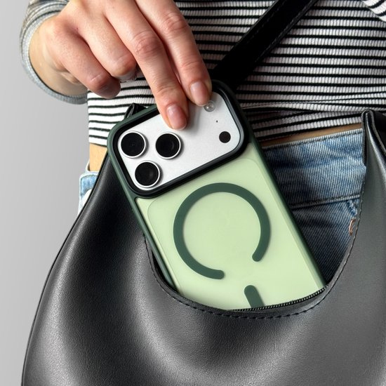 FIBRA Metal Buttons with MagSafe iPhone 17 Pro