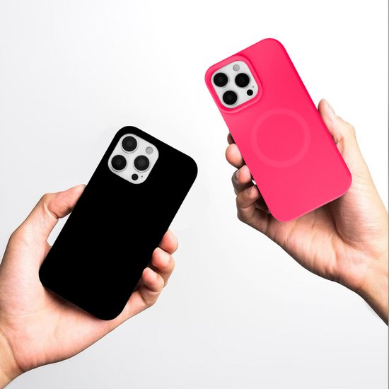 FIBRA Full Silicone Cover with MagSafe iPhone 17
