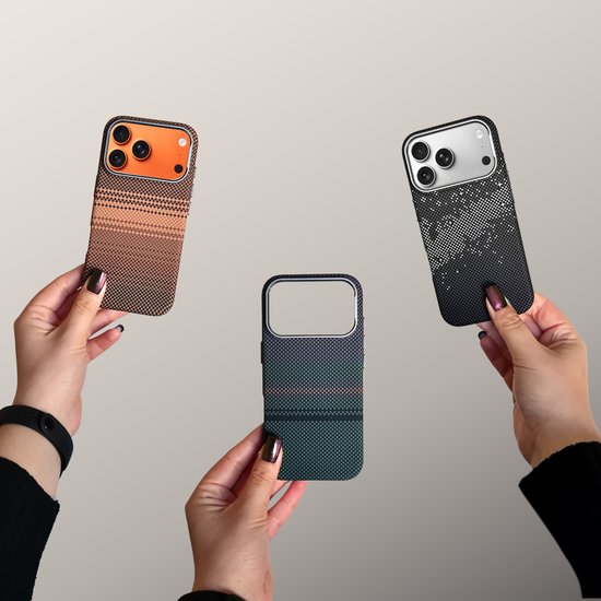 FIBRA Carbonite Design with MagSafe iPhone 17