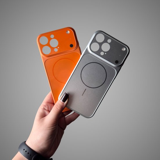 AG Glass 17 series case with MagSafe iPhone 15 Pro