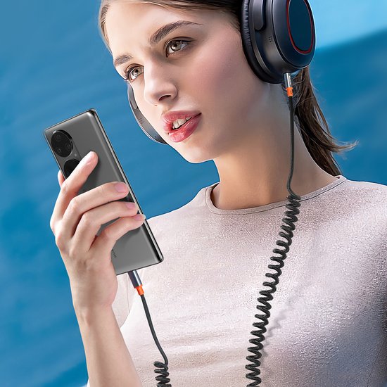 Кабель MCDODO CA-0900 Coil С to AUX 3.5
