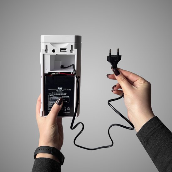 Фонарик ALMINA